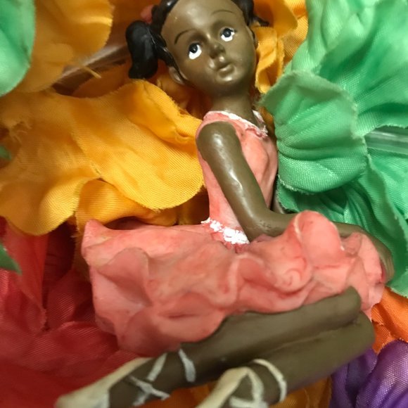 Ballerina Black/Afro-American Miniature Statue - Picture 12 of 16